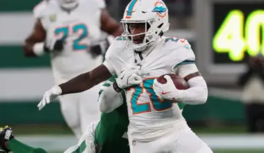 Dolphins get good news on De'Von Achane trade rumors from ESPN image