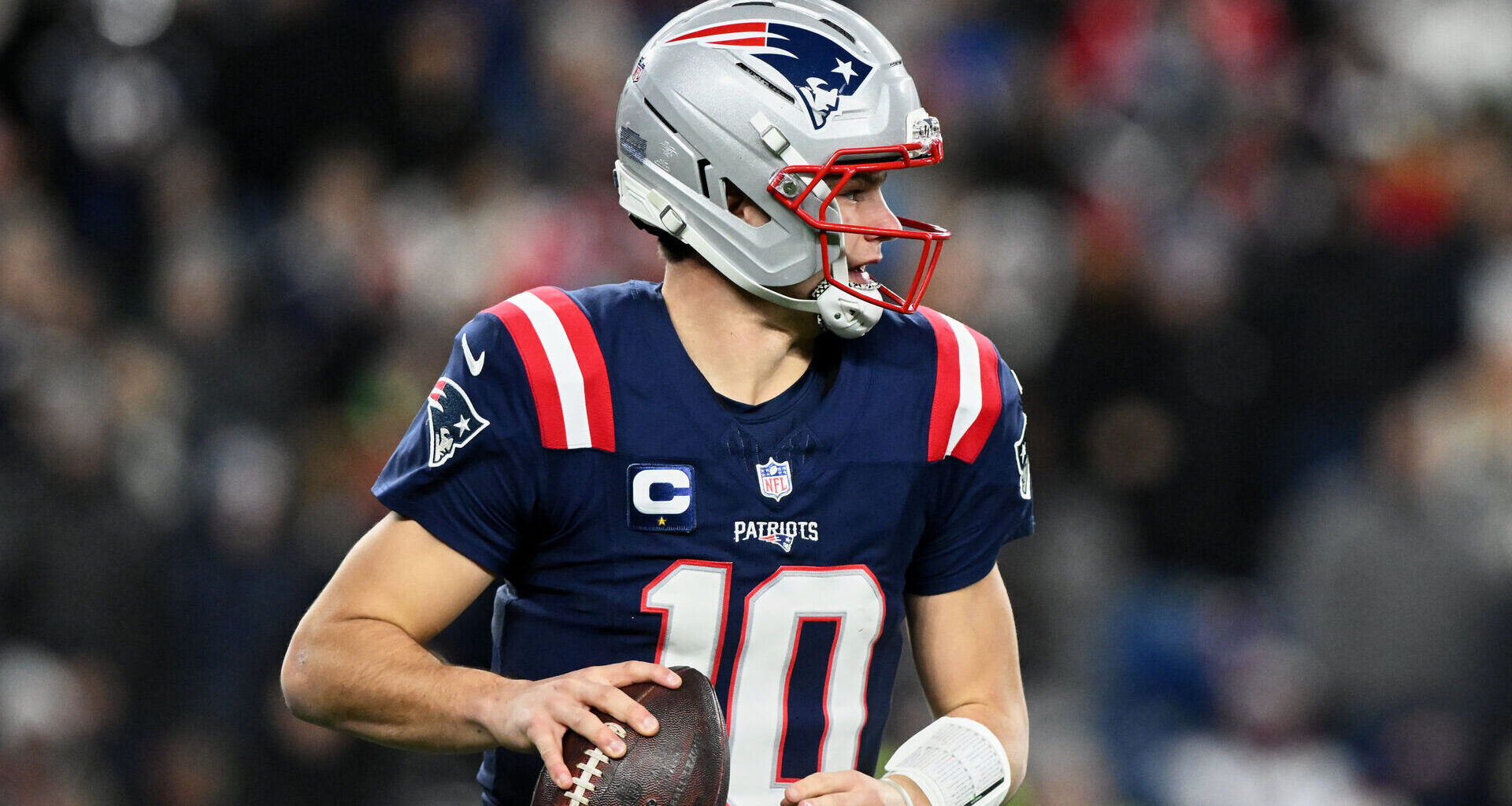 Newly Inducted Hall Of Famer Praises Patriots' Drake Maye