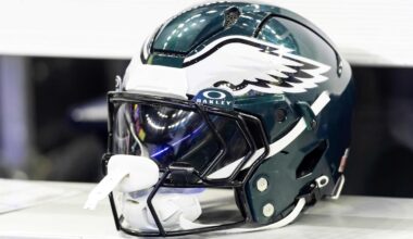 Philadelphia Eagles helmet
