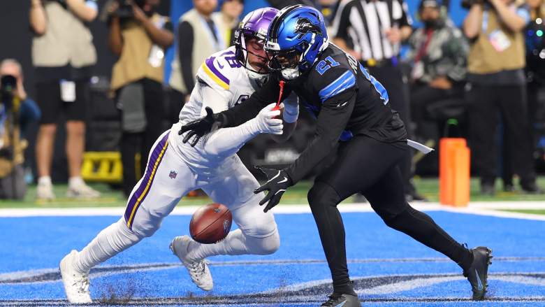 Amik Robertson, Lions