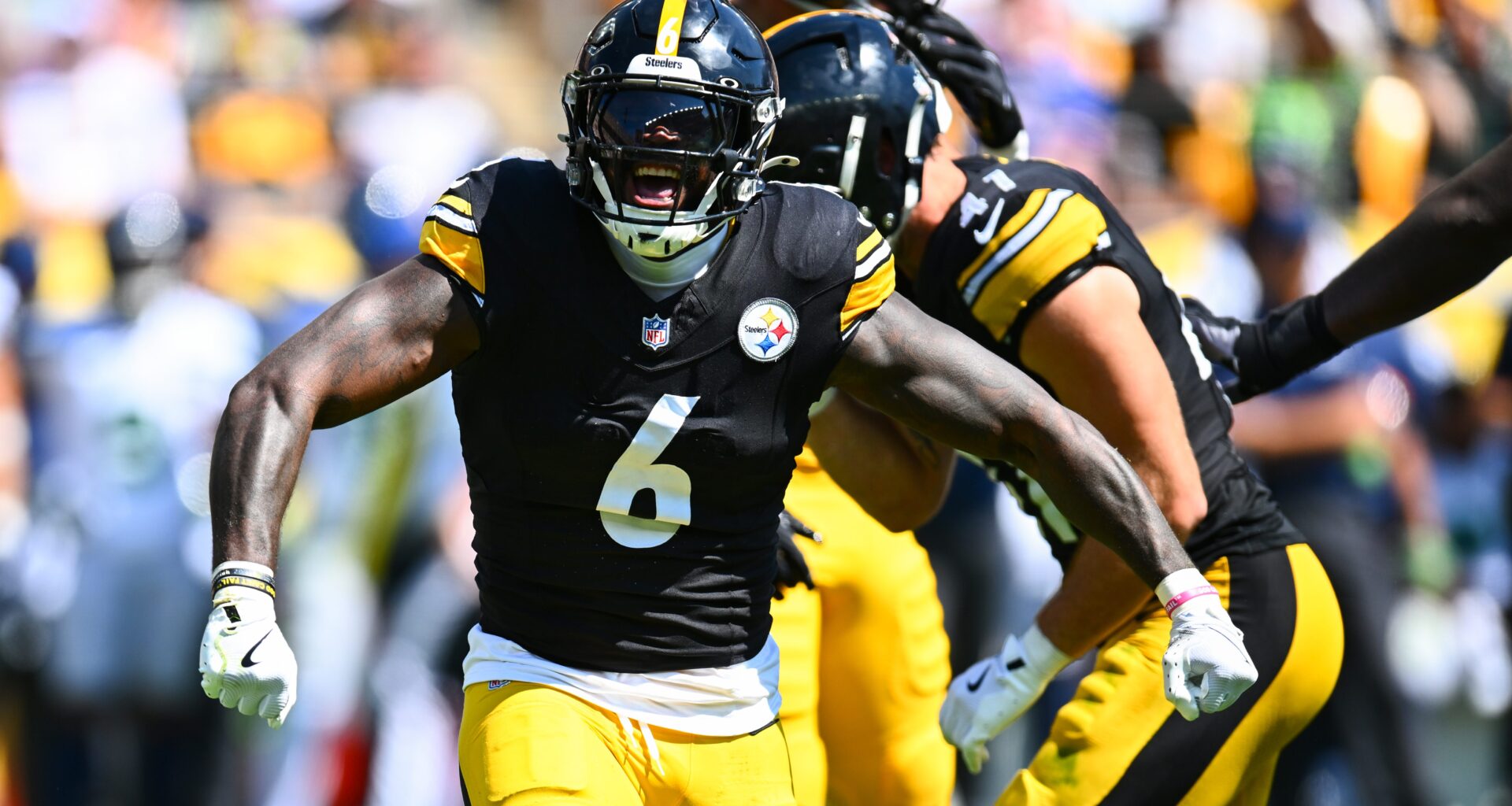 Trade Pitch Lands Colts $41 Million All-Pro