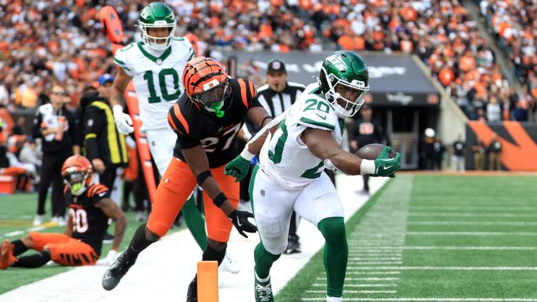 Insider Delivers Stern Warning to Jets About RB Breece Hall