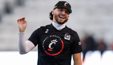 Cincinnati sues ex-QB Brendan Sorsby for $1 million buyout after transfer to Texas Tech