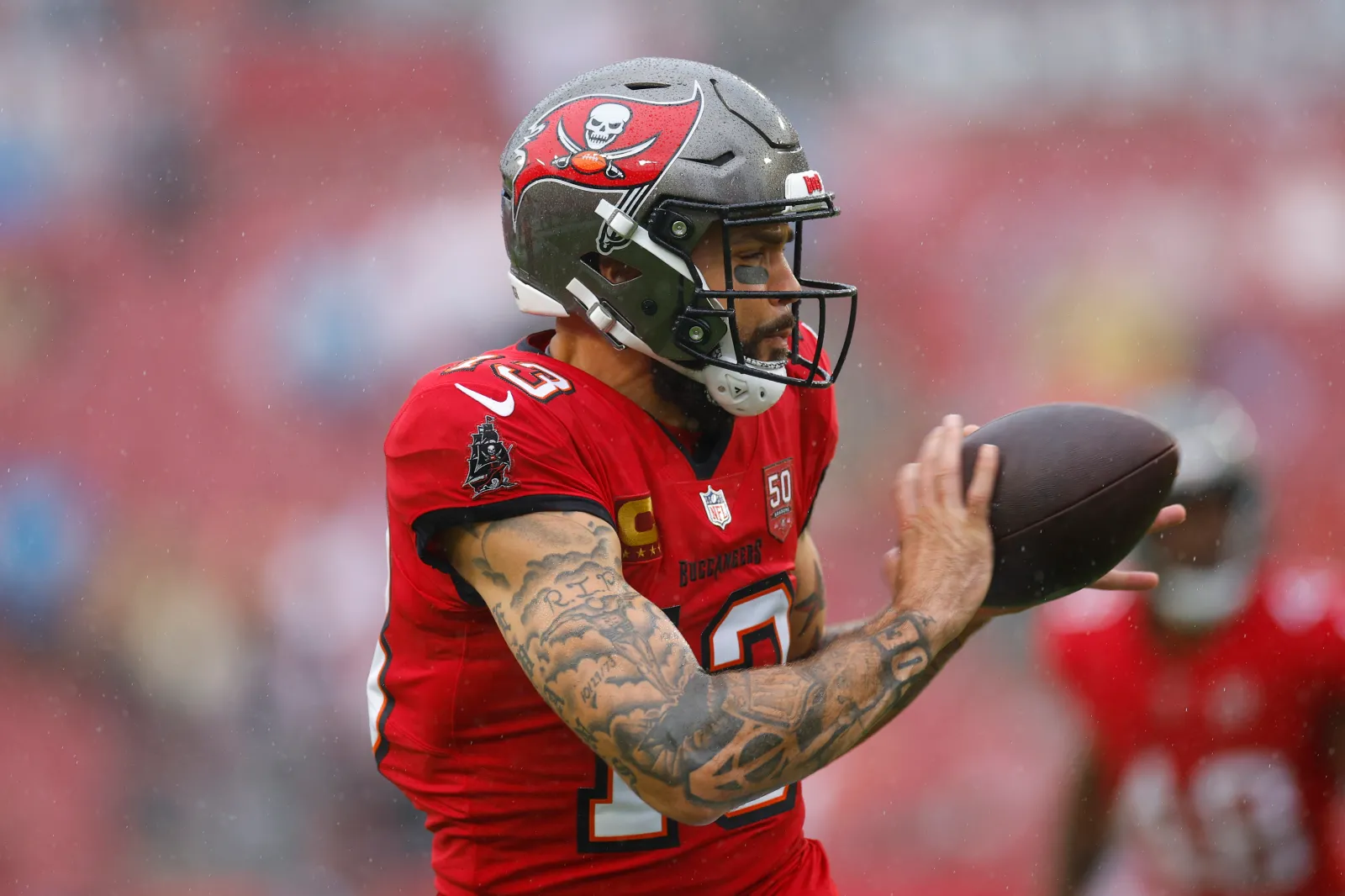 Mike Evans #13 of the Tampa Bay Buccaneers