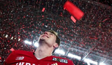 Jets-Raiders Trade Pitch Delivers Indiana QB Fernando Mendoza