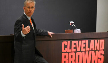 Browns Coach Already Drawing Clear Contrast To Kevin Stefanski