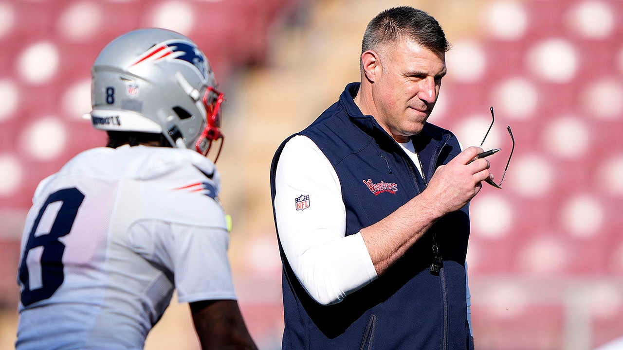 Patriots noncommittal on Stefon Diggs as receiver's future hangs in balance - 98.5 The Sports Hub