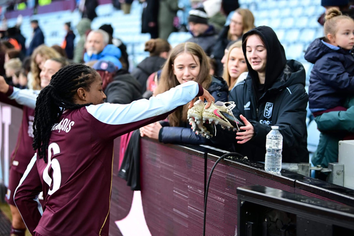 Women’s football clubs must go beyond ‘family friendly’ – ‘Figuring out our identity is crucial’