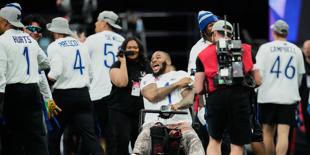 Parsons steals show at Pro Bowl Games