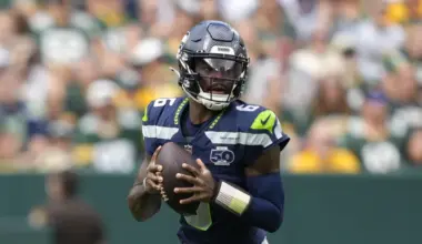 Dolphins trade idea acquires Seahawks rookie QB to replace Tua Tagovailoa image