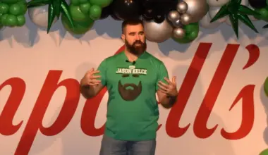 Jason Kelce's latest A.J. Brown comments required quick clarification image