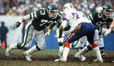 Former Jets legend Joe Klecko receives presidential pardon