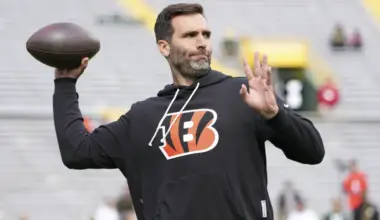 ESPN insider reveals Bengals interest in re-signing Pro Bowl QB Joe Flacco image