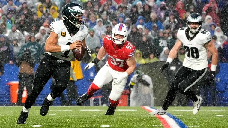 Why Patriots Need To Steer Clear Of This 10-Year Pass Rusher In Free Agency image