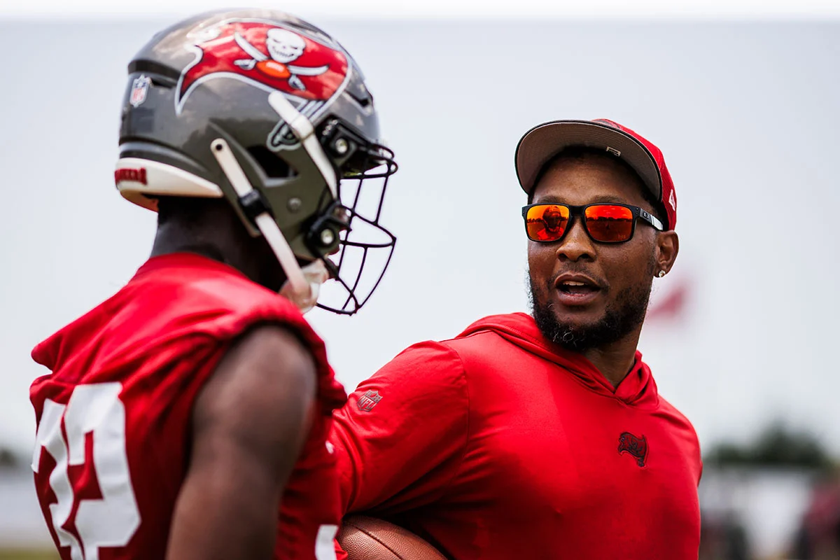 Bucs Assistant Dbs Coach Rashad Johnson