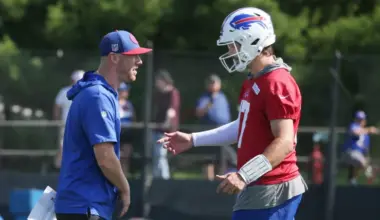 Bills, Ravens, Chiefs named top landing spots for future Hall of Famer in free agency image