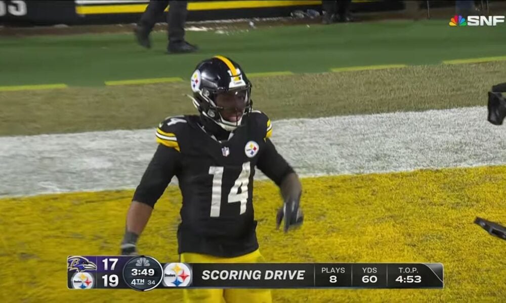 Is Re-Signing Kenneth Gainwell A Priority For Steelers' New Coaching Staff?