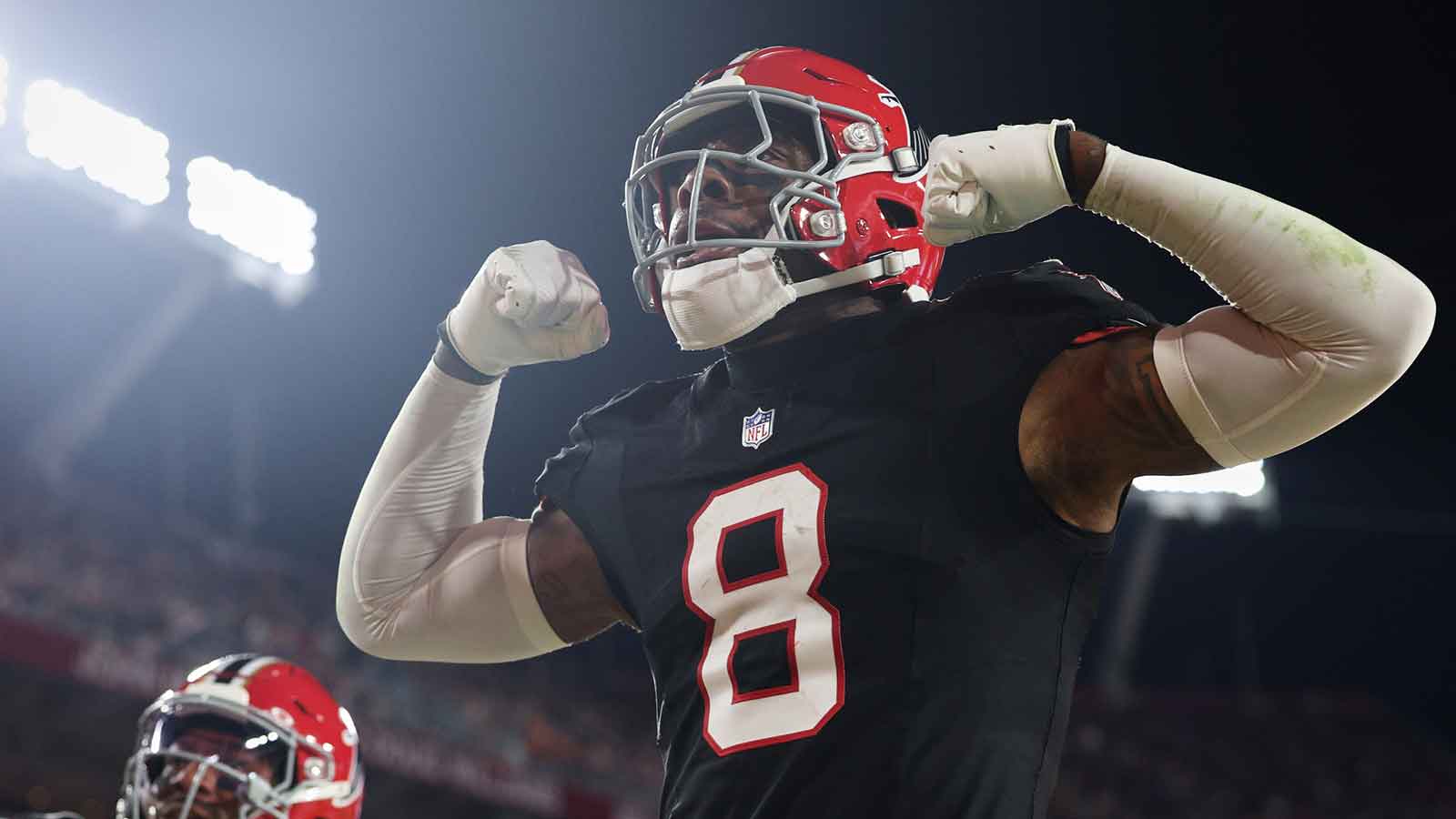 Atlanta Falcons tight end Kyle Pitts Sr. (8) reacts after scoring a touchdown against the Tampa Bay Buccaneers during the second quarter at Raymond James Stadium.