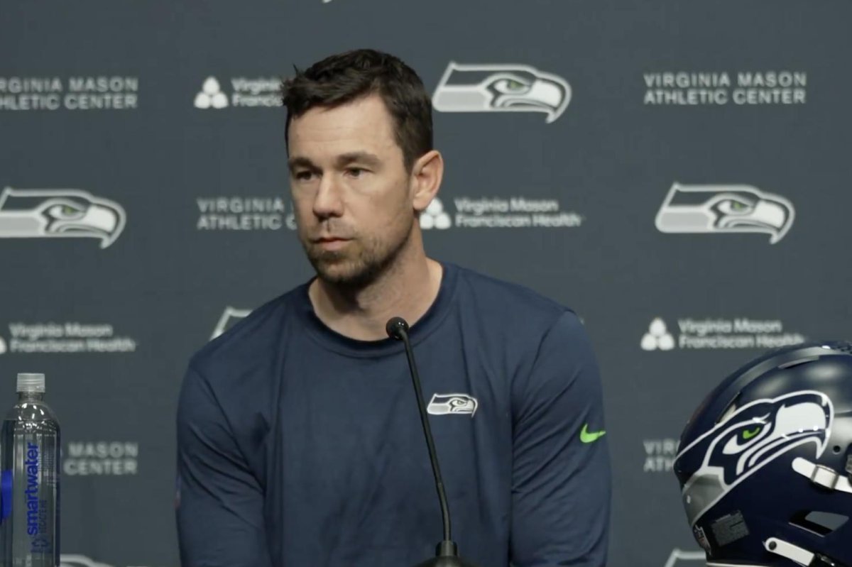 Las Vegas Raiders hire Klint Kubiak as head coach