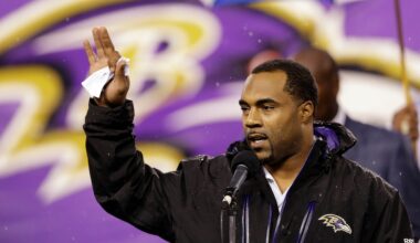 Trump pardons 5 ex-NFLers for crimes, former Ravens player among them