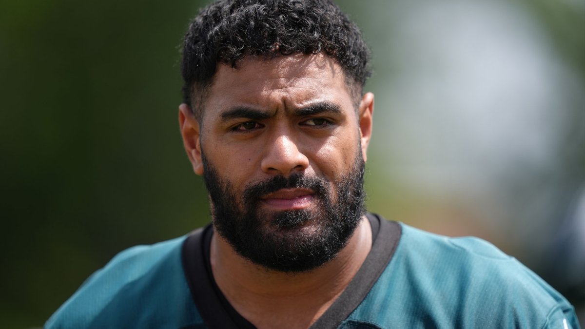 Eagles’ Jordan Mailata reacts to Jeff Stoutland’s departure – NBC10 Philadelphia