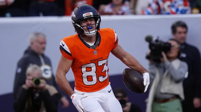 Broncos bring free-agent wide receiver back into the fold image