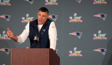 Patriots Host Special Guest At Pre-Super Bowl Practice