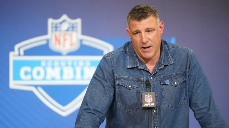 NFL Draft Prospects Praise Patriots' Mike Vrabel In Recent Survey image