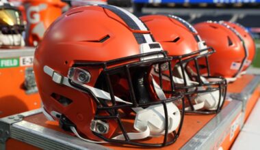 Cleveland Browns' Young Pro Bowl Defender May Have Career-Ending Injury