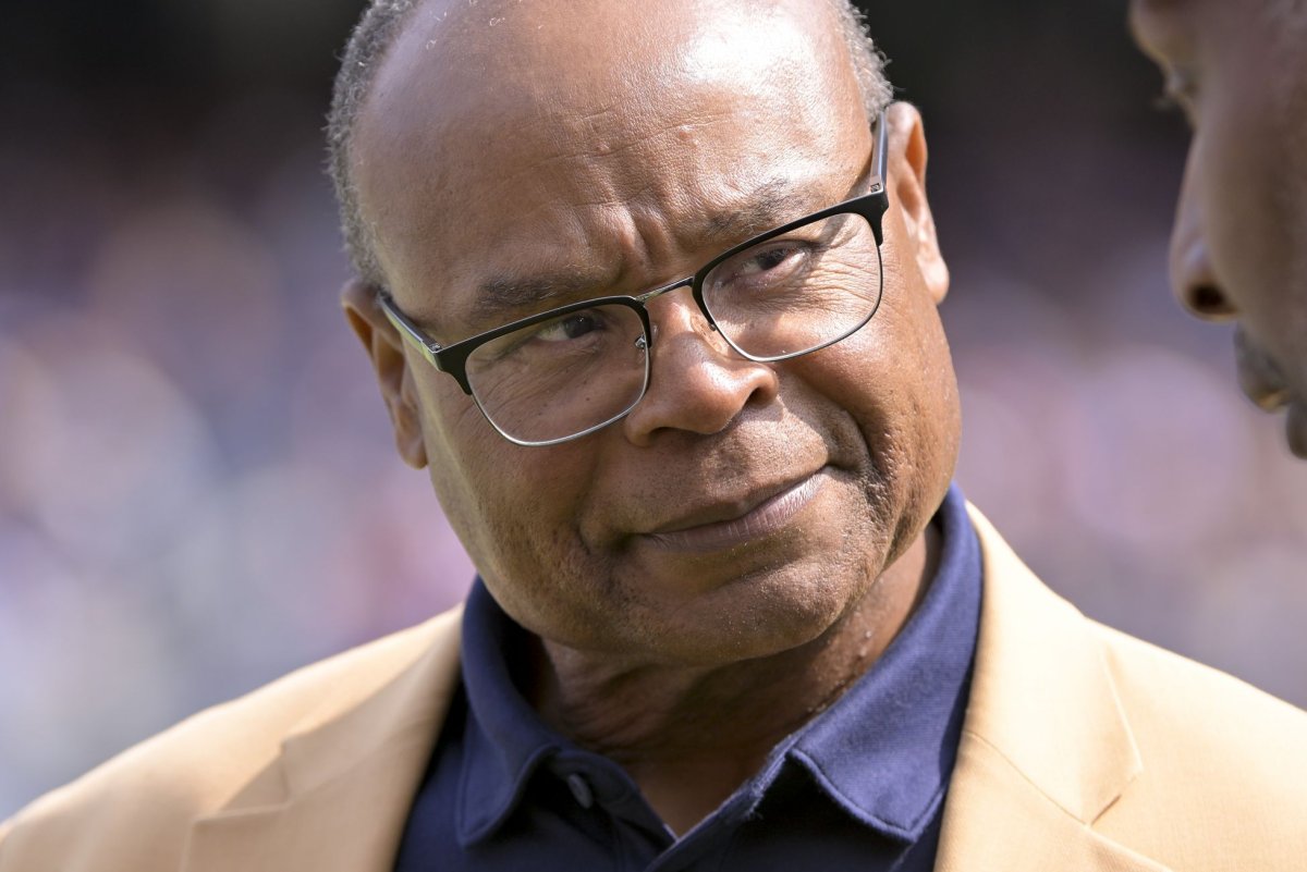 NFL great Mike Singletary wants consistent dominance from 2026 Bears