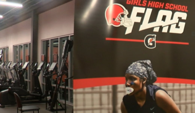 Cleveland Browns host girls high school flag football coaches clinic