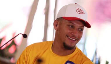 Patrick Mahomes gets new Chiefs deal: Contract restructured to make cap space