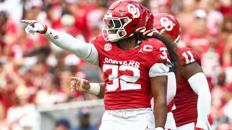 Broncos take swing on true wild card with first-round pick in latest mock draft image