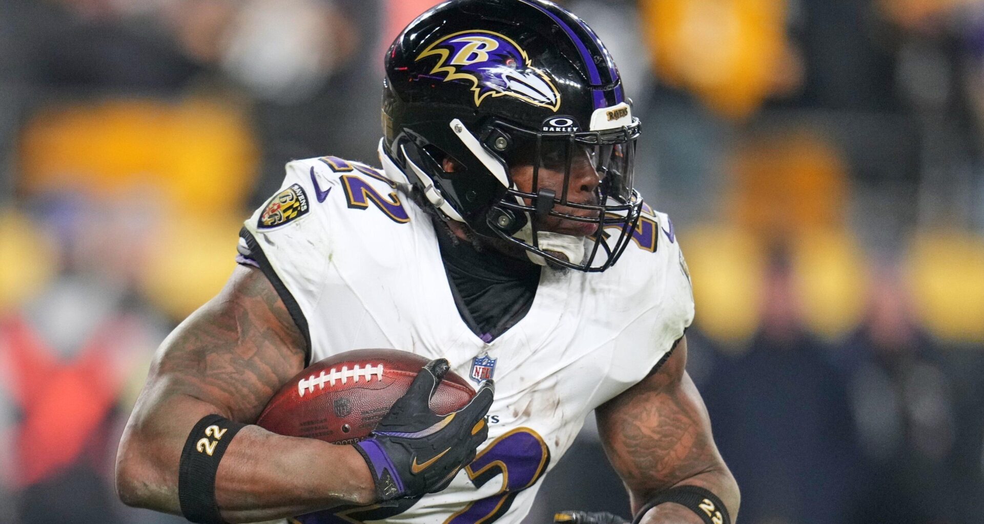 Ravens' Derrick Henry Announces Birth of 3rd Daughter with Girlfriend Adrianna Rivas