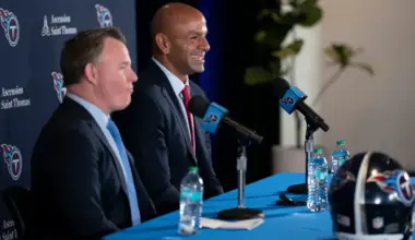 Giants $70 million free agent predicted to leave New York for Titans contract image