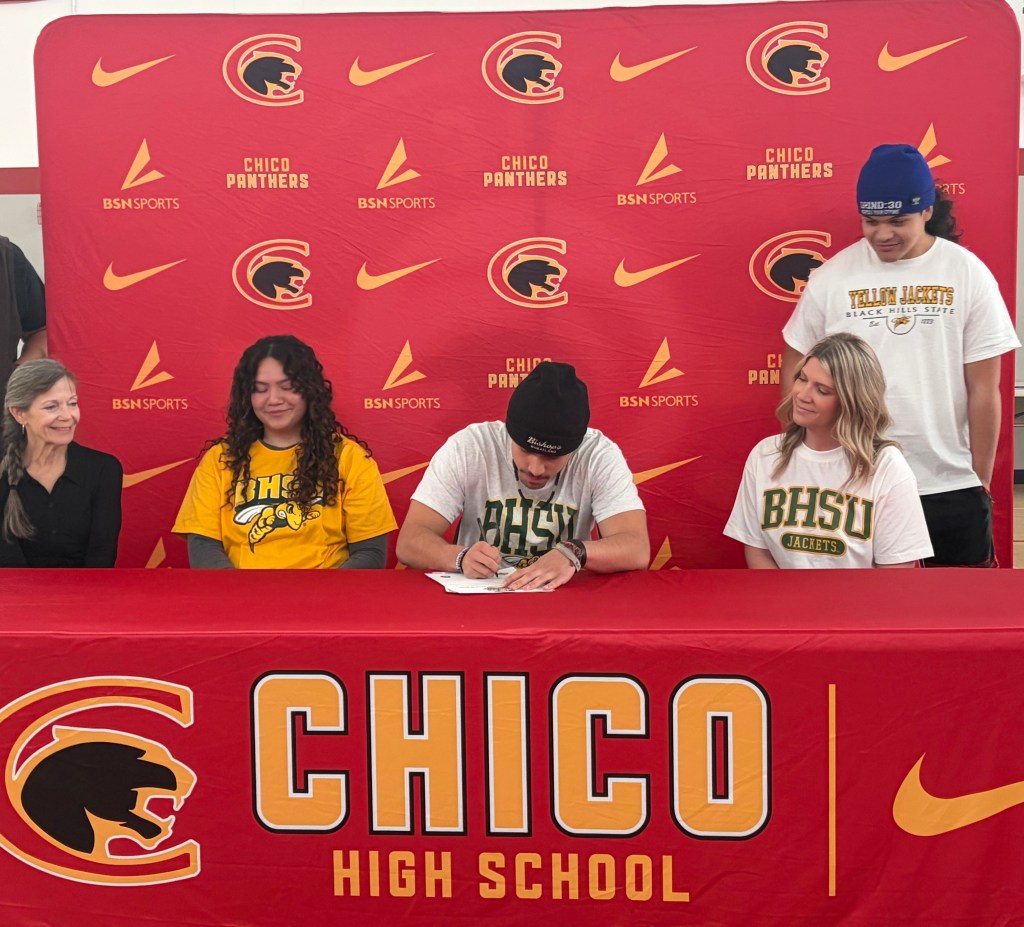Chico’s Andrew Iuli signs with Black Hills State football program – Chico Enterprise-Record
