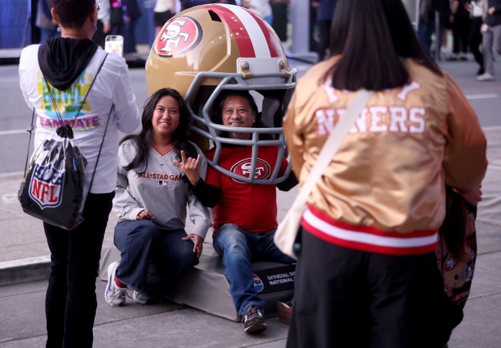 NFL fans flock to the Super Bowl LX fan experience in San Francisco