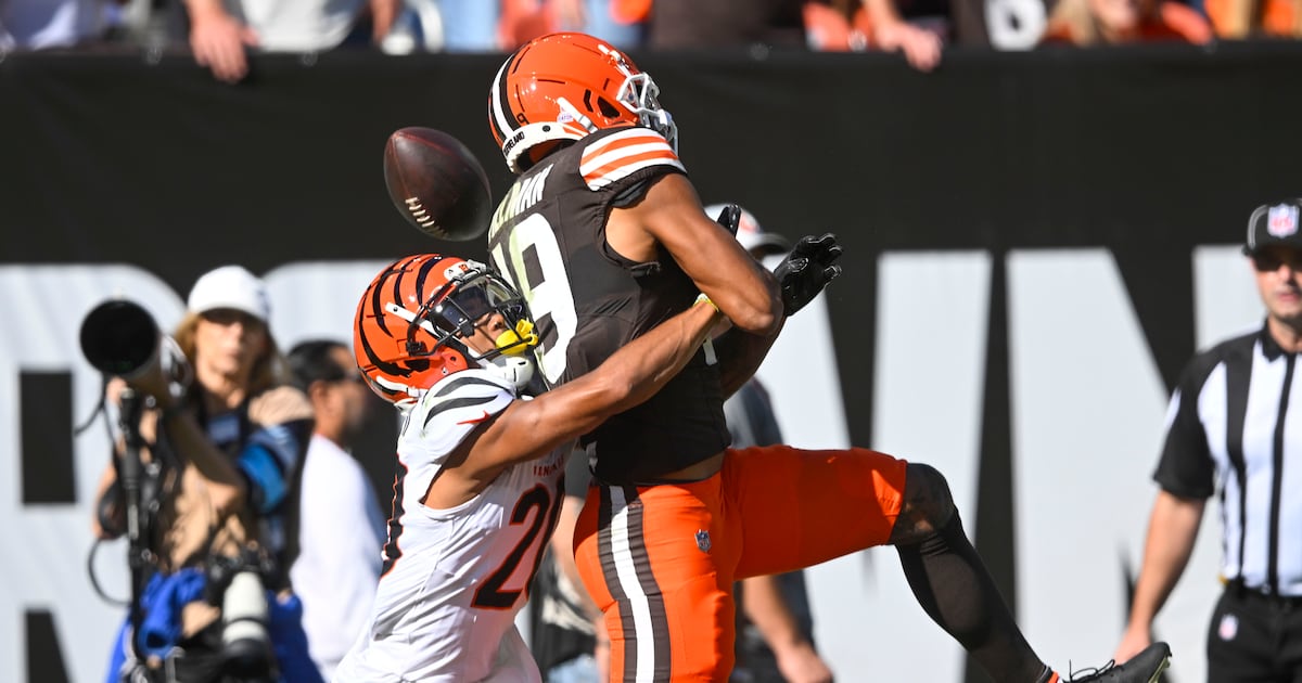 Hill, Turner provide stability at outside corner spots