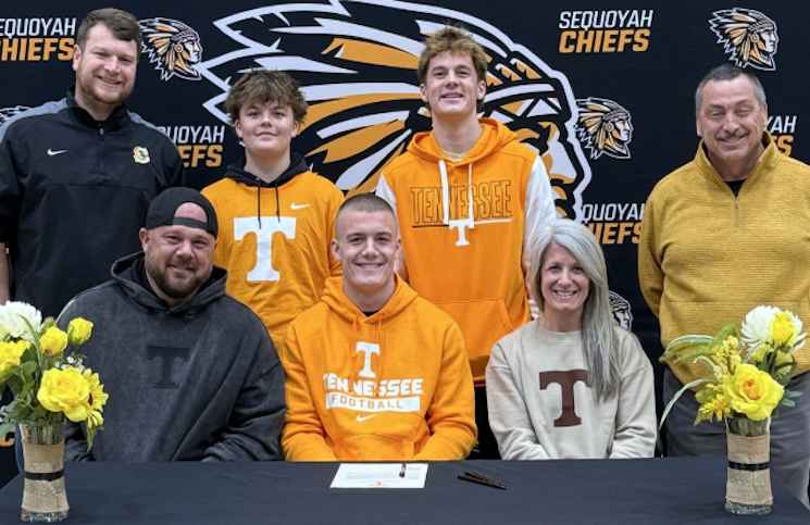 Tennessee Football Adds Running Back to 2026 Recruiting Class on Signing Day