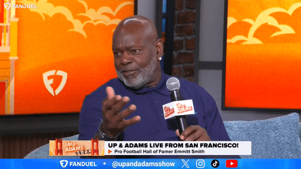 Emmitt Smith blasts Browns for not committing to Shedeur Sanders for the 2026 season.