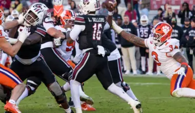 NFL Writer Identifies 'Ideal Three-Round Draft Haul' For Patriots image