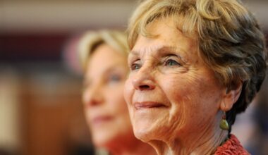 Emma Bednarik, wife of Eagles legend Chuck Bednarik, dies at 101