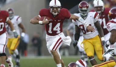 Dallas Cowboys defensive backs coach Kris Richard prior to the game against the Minnesota Vikings at AT&T Stadium.