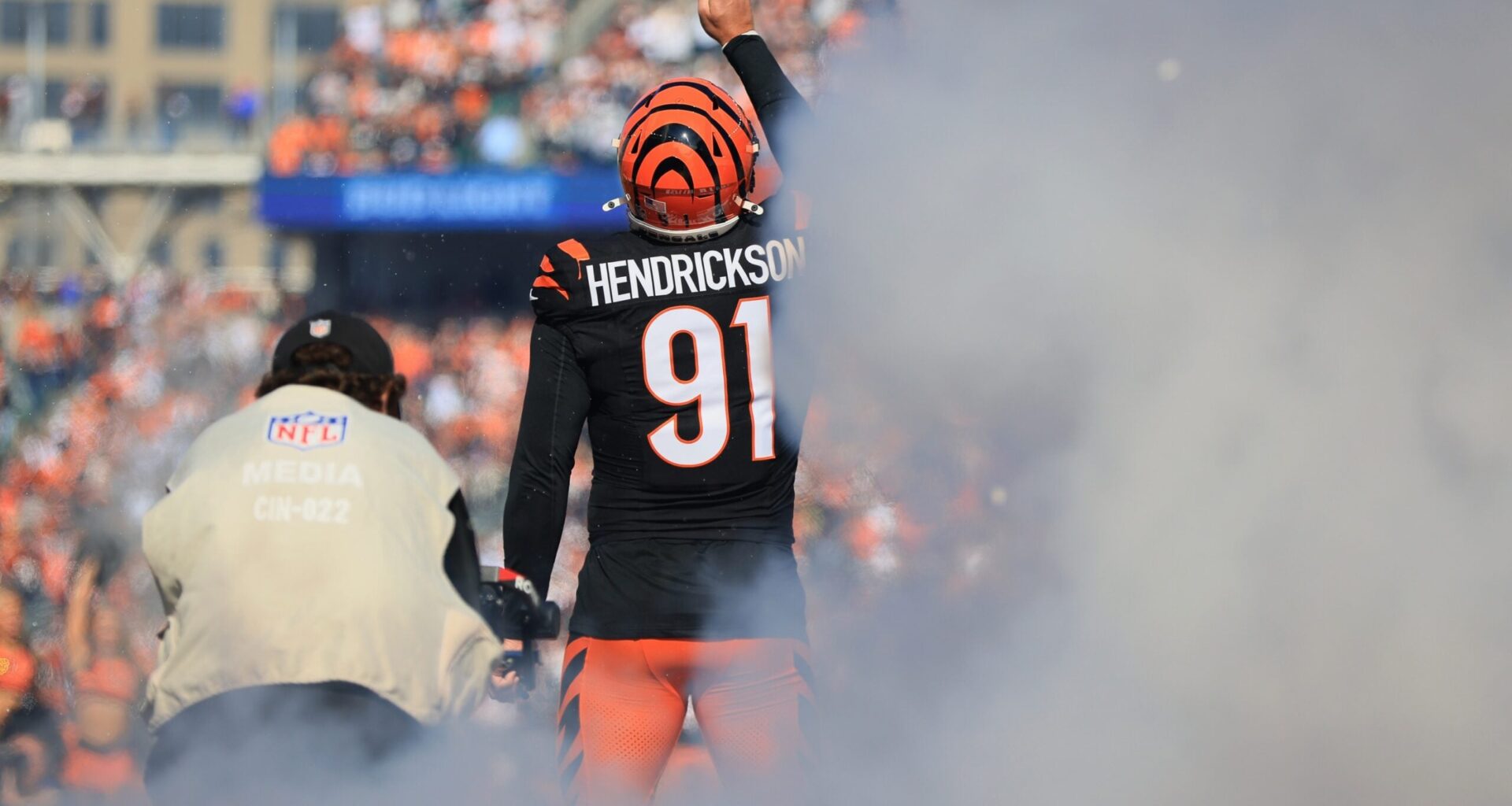 Bengals, Trey Hendrickson Contract Drama Could Continue Throughout Offseason; Trade Possible