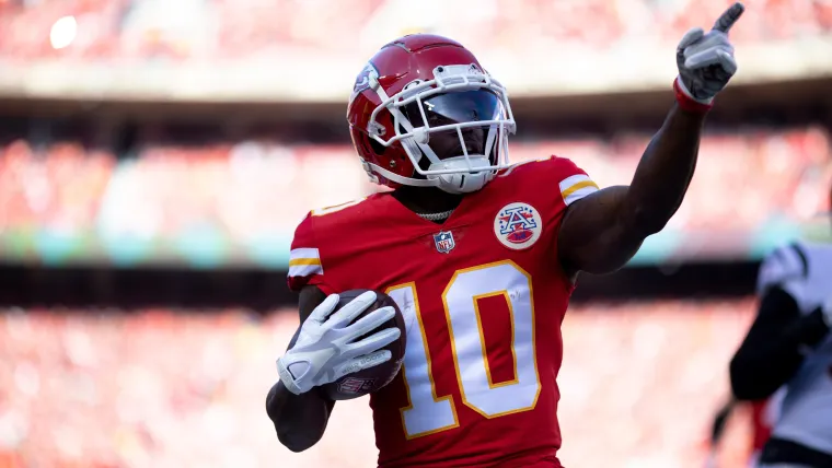 Andy Reid responds to rumors of Chiefs reunion with Tyreek Hill image