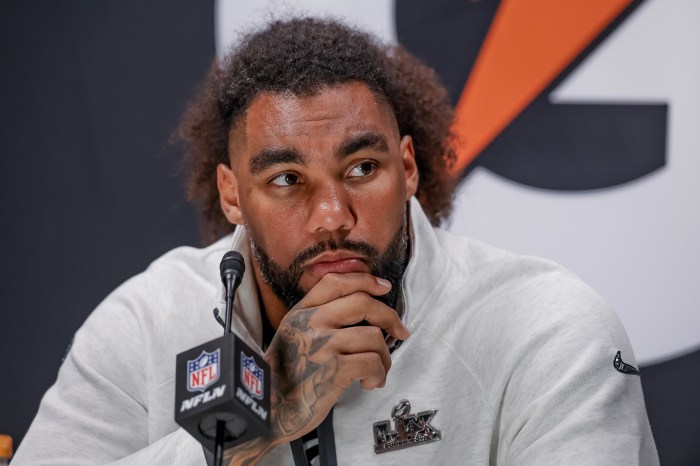 Leonard Williams speaks to the media