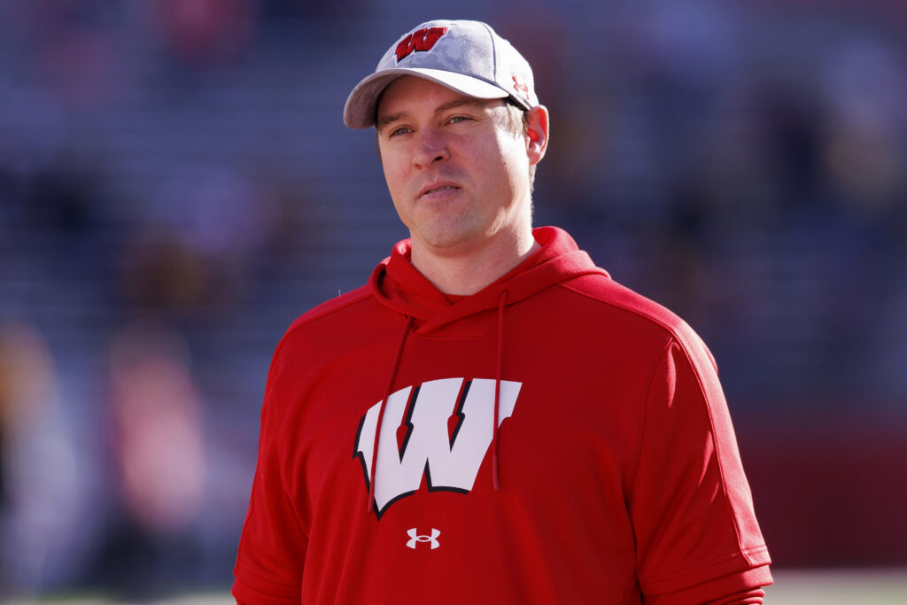 Bills To Hire Jim Leonhard As DC