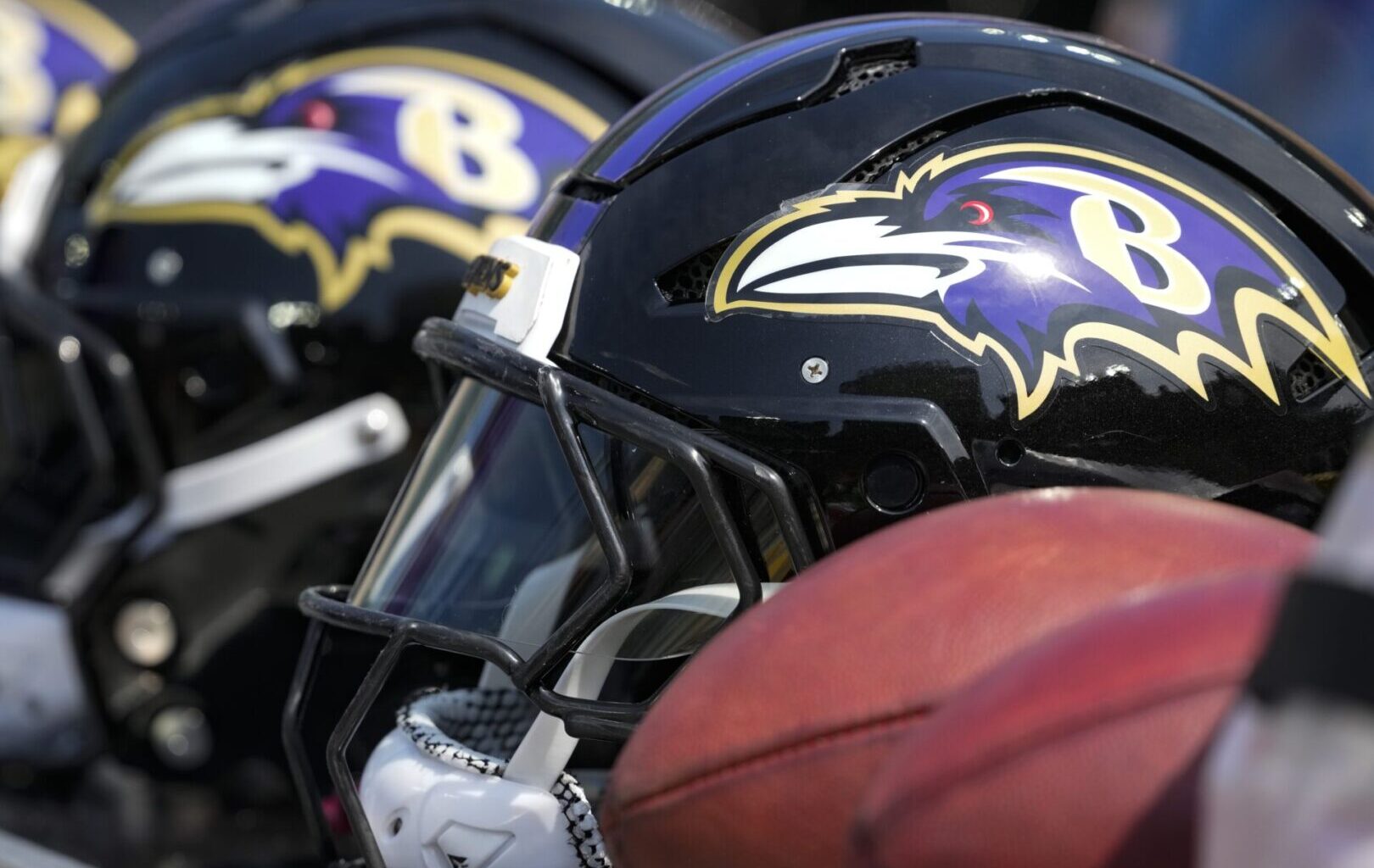 AFC Notes: Anthony Levine, Anthony Weaver, Bengals, Ravens Coaching Staff