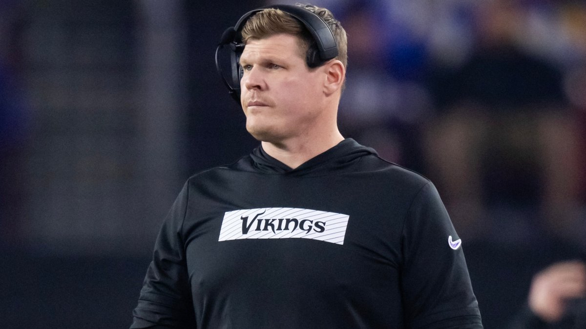 Get to know new Eagles offensive line coach Chris Kuper – NBC10 Philadelphia