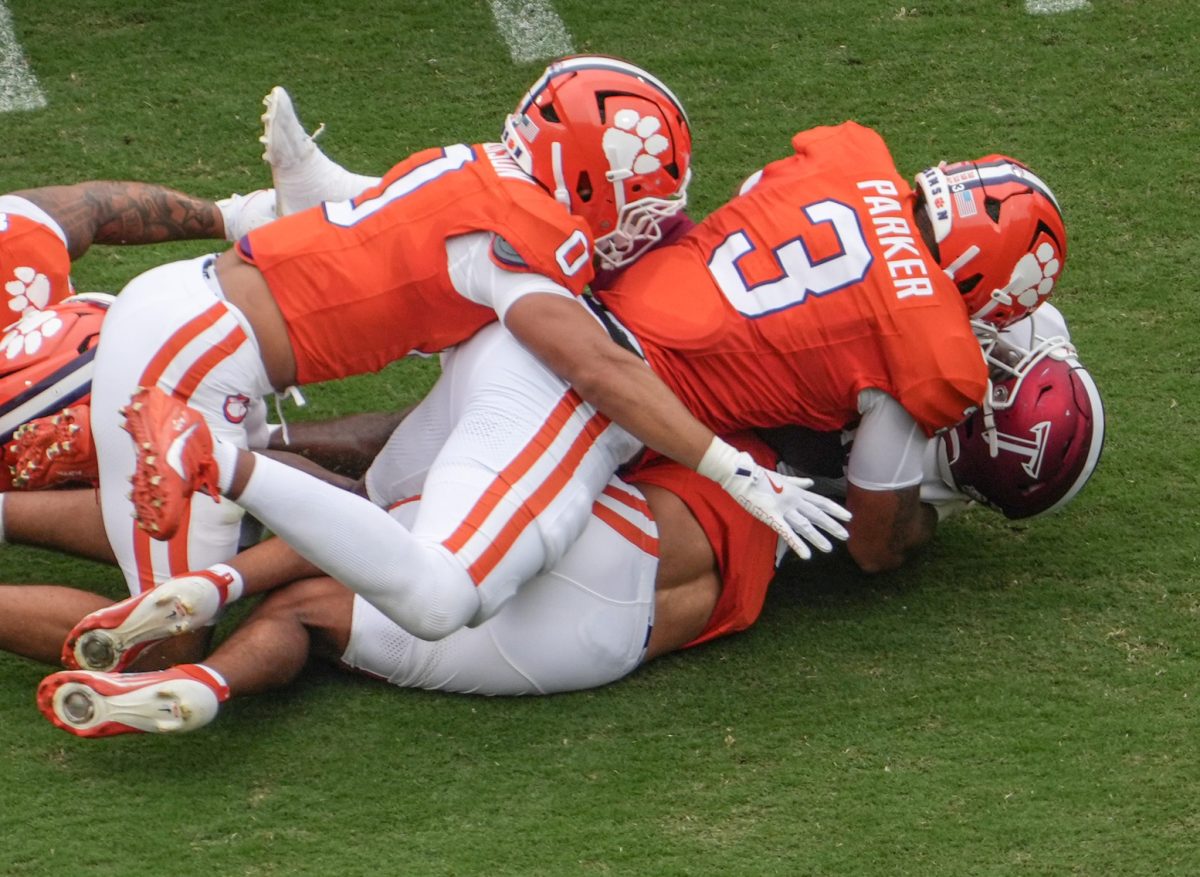 Chicago Bears encouraged to address greatest need with Clemson star